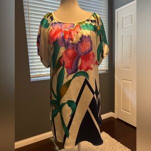 VOOM by Jan 100% silk floral mini dress with poufy sleeves. NWOT. Size Small